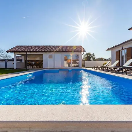 Villa Alba Pula