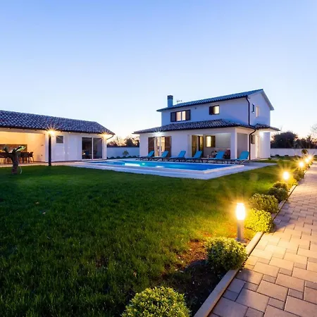 Villa Alba Pula Šišan