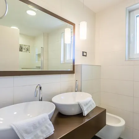 Alba Pula Villa *